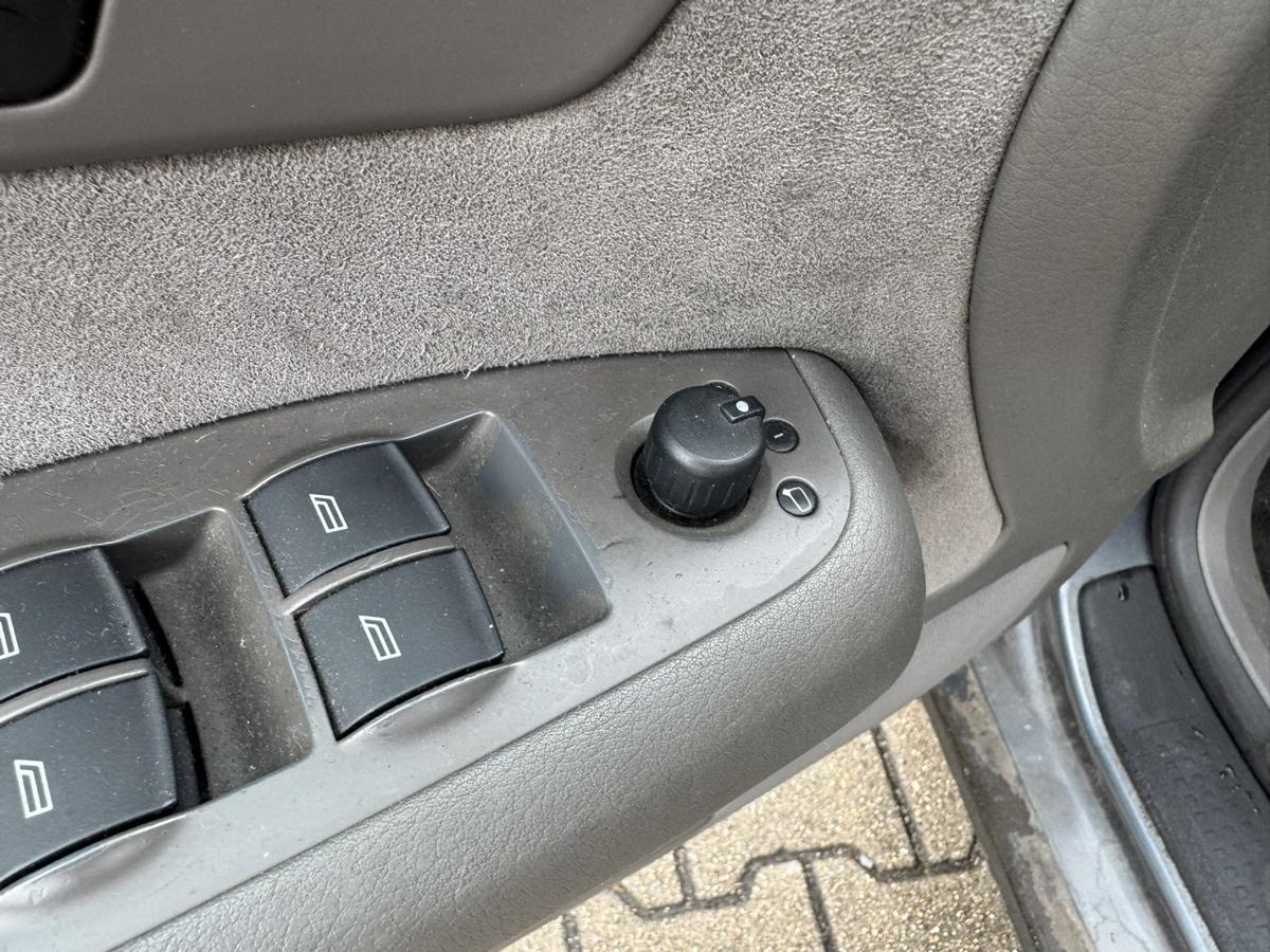 Audi A4 8E original Au&szlig;enspiegel links Silber met Bj.2002